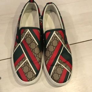Gucci shoes